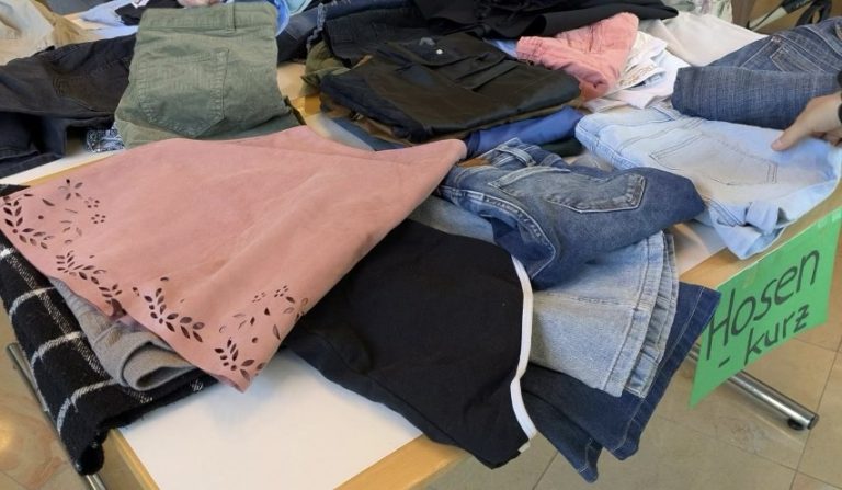 Bericht: 4. Kleidertauschparty am 14. Mai 2025